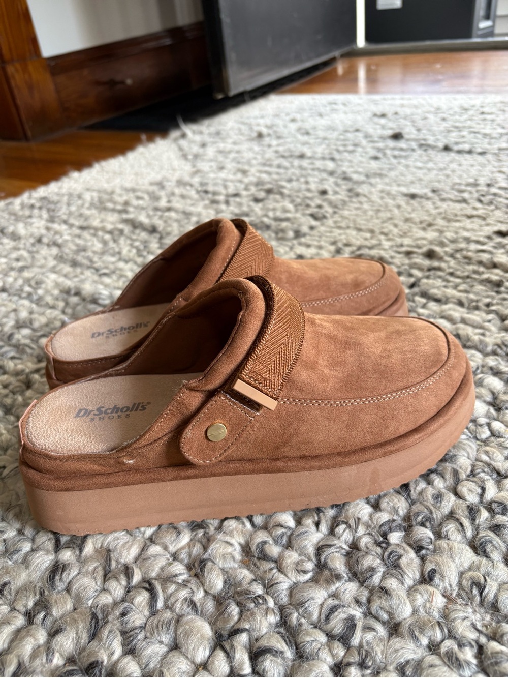 Dr. Scholl's Women's Chill Time Slip On Clog in Brown - Picture 4 of 8